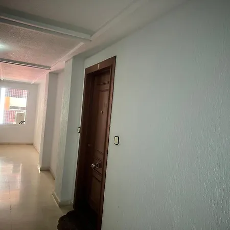 Homely Habaneras Appartement